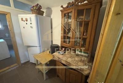 Casă cu 6 camere cu Teren 1005 Mp în Bughea de Jos - 10