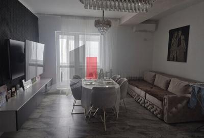 Apartament cu 3 camere decomandat în Central