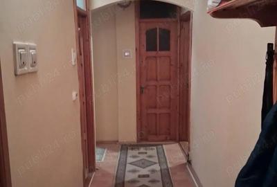 Apartament cu 2 camere decomandat în Central - 2