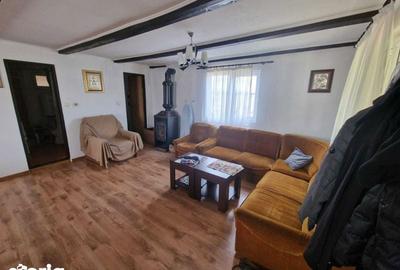 Teren de 110 mp, în Central - 8