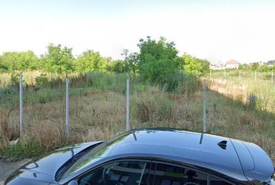 Teren de 600 mp, în Sisești