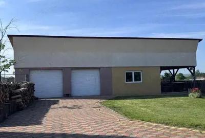 Casă cu Teren 2500 Mp în Siret - 15