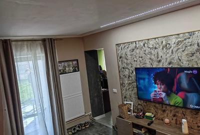 Casă cu 3 camere în Podu Pitarului - 2