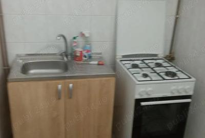 Garsonieră semidecomandată în Podu Roș