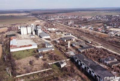 Spatii industriale , teren ,silozuri si Fabrica de nutret pentru animale Peris - 1
