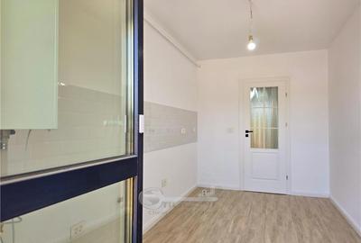 Apartament cu 3 camere decomandat în Galata - 13