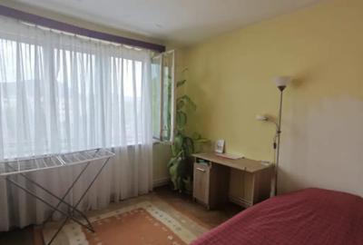 Apartament cu 4 camere decomandat în Săsar - 2