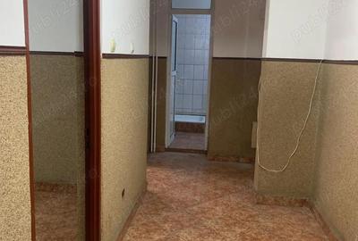 Spațiu comercial, de 44 mp, în Văcăresti - 1