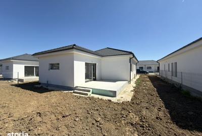 Casă cu 4 camere cu Teren 420 Mp în Bercu Roșu - 8
