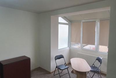 Apartament cu 2 camere semidecomandat în Central - 2