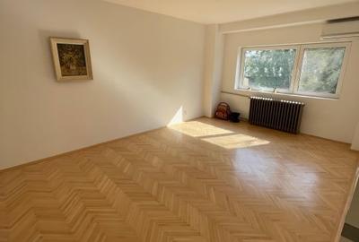 Apartament-4-camere-PALATUL-PARLAMENTULUI - 1