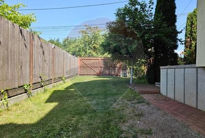 Casa / Vila cu 6 camere de vanzare - CORNU - 14