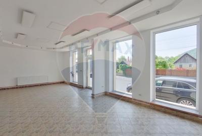 Spațiu comercial, de 125 mp, în Ultracentral - 2