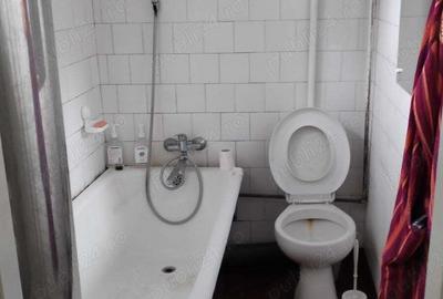 Casă cu 5 camere cu Teren 147 Mp în Gruia - 5