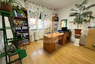 Casă individuală cu 12 camere cu Canalizare în Complex Studențesc - 21