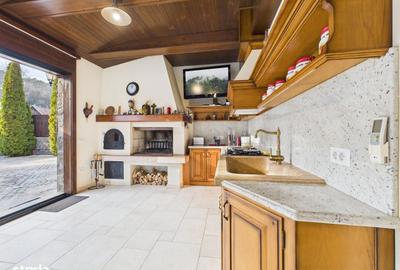 Casă cu 4 camere în Central - 13