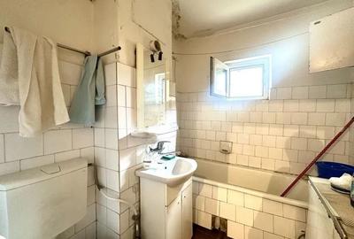 Apartament 2 camere decomandate,  etajul 2, str Aurel Vlaicu Marasti - 16