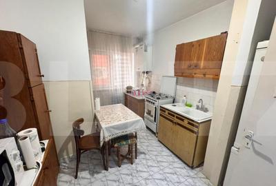 Apartament cu 3 camere decomandat în Central - 4