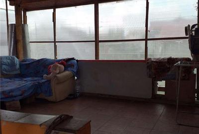 Casă cu 5 camere cu Teren 150 Mp în Roșu - 6