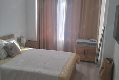 Inchiriez apartament 2 camere - 1