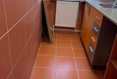 Apartament cu 2 camere decomandat în Hunedoara - 2