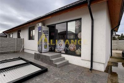 Spațiu comercial, de 60 mp, în Central - 3