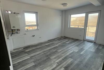 Apartament cu 2 camere decomandat în Păcurari - 2