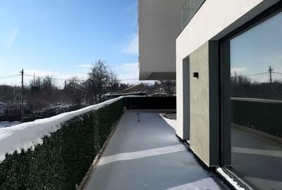 Apartament cu 4 camere decomandat în Est - 1