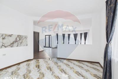 Casă cu 5 camere cu Teren 457 Mp în Vărăști - 5