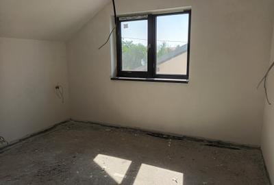 Casa noua, P+E, 5 camere, 2 bai, terasa, teren 400mp, in Lilieci, strada Rozelor - 10