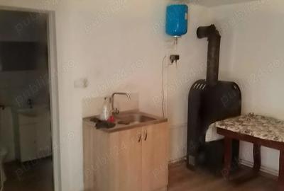 Casă cu 1 camere cu Teren 2000 Mp în Central - 3