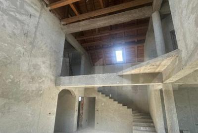 Casa pretabila pensiune/hotel , la rosu, Radauti - 1