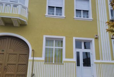 Spațiu comercial, de 40 mp, în Central - 4