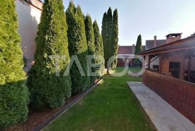 Casa individuala 6 camere de vanzare 250 mpu 361 mp teren zona Lupeni - 2