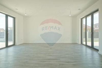 Casă cu 5 camere cu Teren 657 Mp în Hălchiu - 14
