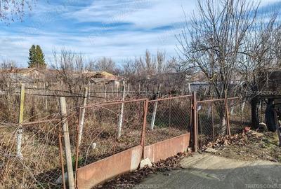 Teren de 1235 mp, în Hotarele