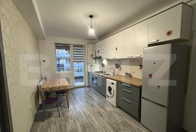 Apartament cu 2 camere semidecomandat, mobilat în Florești