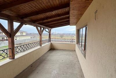 Casă cu 3 camere în Central - 10