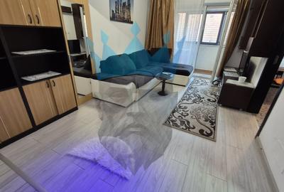 Garsonieră decomandată, mobilată în Roșu