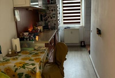 Garsonieră decomandată în Vitan - 4