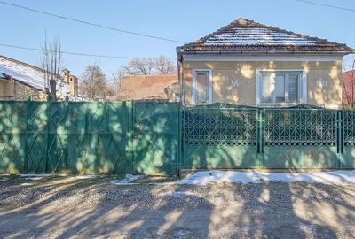 Casă cu 2 camere cu Teren 778 Mp în Tărlungeni