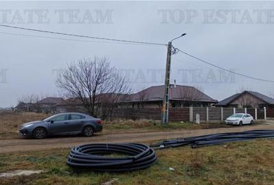 Teren de 428 mp, în Domnești - 2