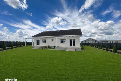 Casă cu 3 camere cu Teren 335 Mp în Moșnița Nouă