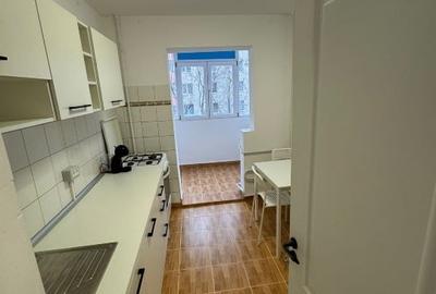 PROPRIETAR-închiriez apartament 3 camere, 68 mp, decomandat, în zona Tei (Sector - 13