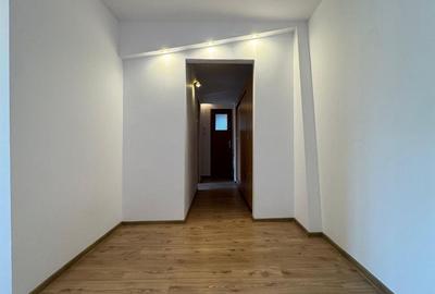 Apartament cu 3 camere decomandat în Crângași - 14