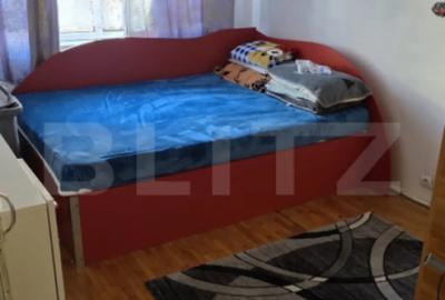Apartament cu 3 camere decomandat în Micro 8