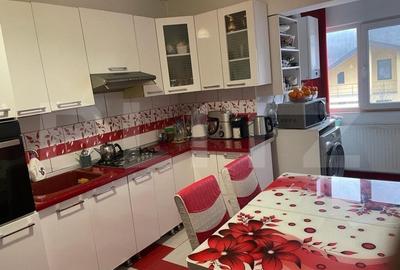 Cladire pe cadre pretabil clinica/comercial  in Bucium langa  Family Market - 7