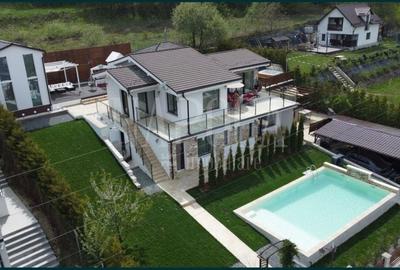 Casă individuală cu 5 camere cu Piscina în Feleacu - 1