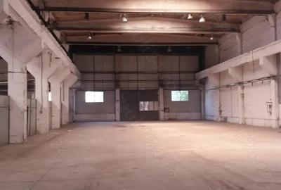 Spațiu comercial, de 1,200 mp, în Titan - 2