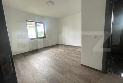 Casa de vanzare, 4 camere, 145 mp, 750 mp teren, zona - Unirea - 11
